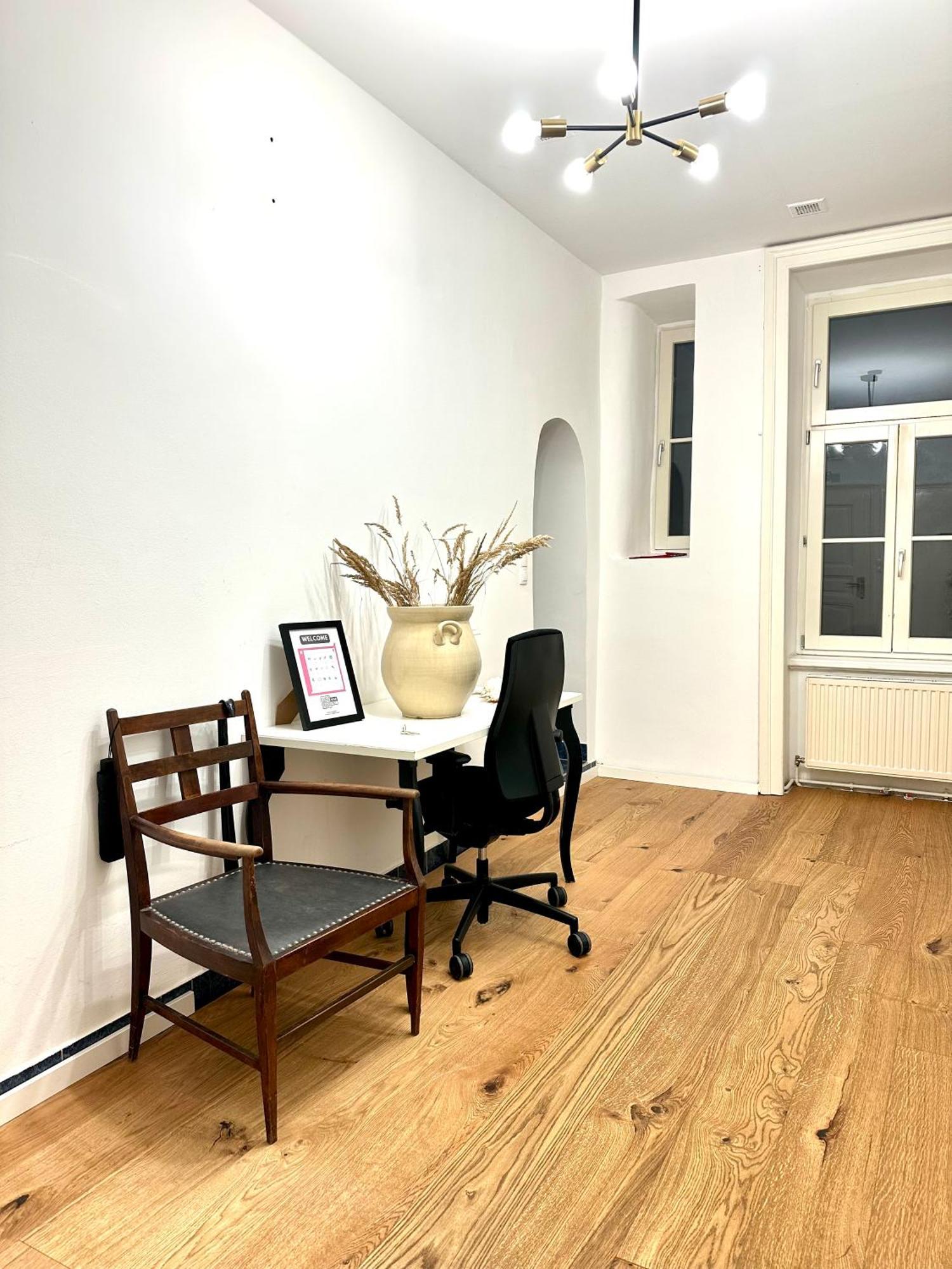 City Center Apartment Виена Екстериор снимка